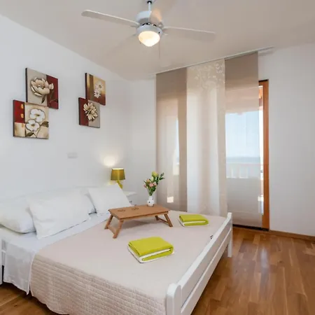 Exceptional Beachfront On Korcula Island * プリズバ
