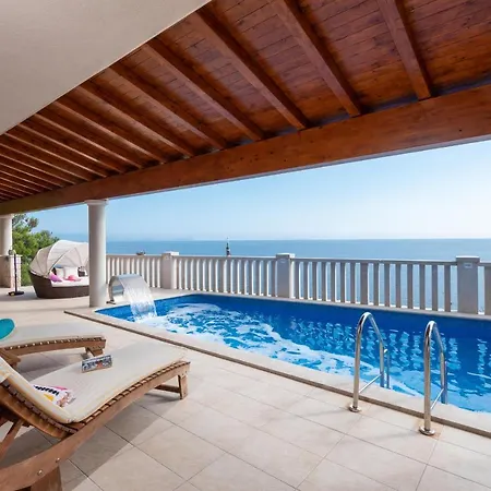 Exceptional Beachfront On Korcula Island ヴィラ *