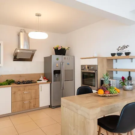 Exceptional Beachfront On Korcula Island 别墅 *