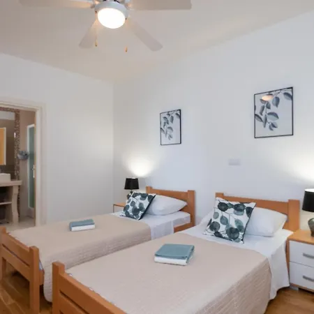 Villa Exceptional Beachfront On Korcula Island
