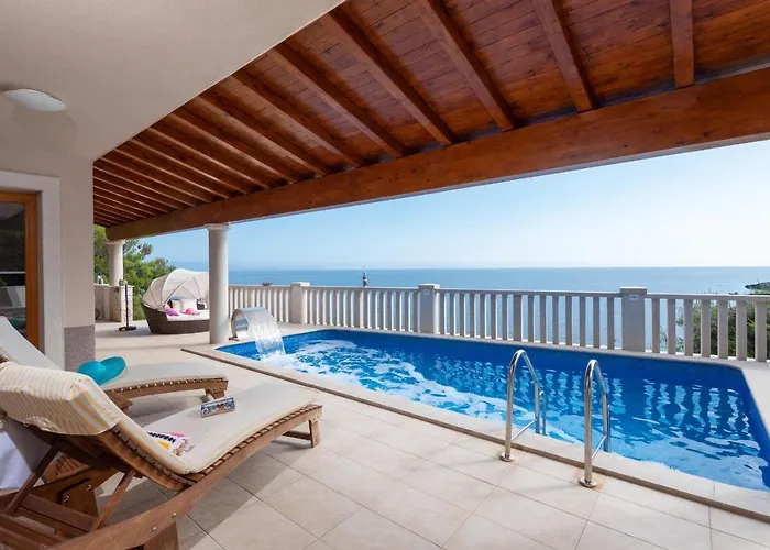 Exceptional Beachfront On Korcula Island Vila *