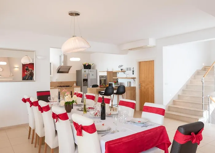 Exceptional Beachfront On Korcula Island Vila Prizba