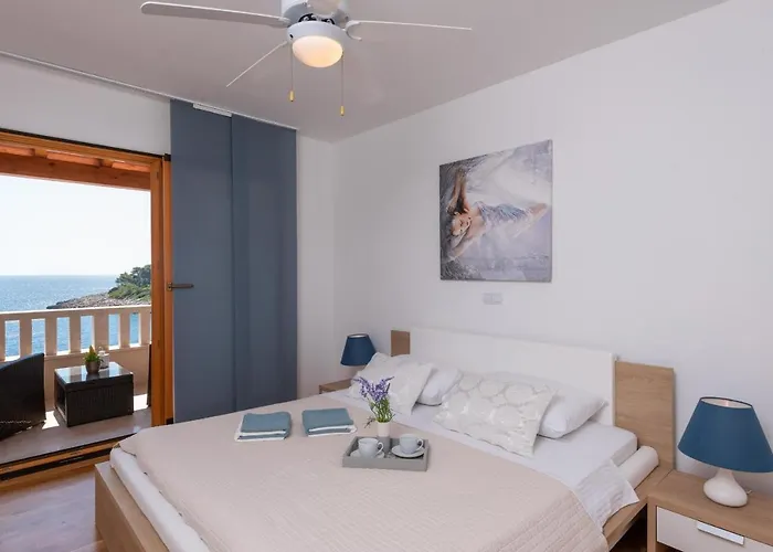 Vila Exceptional Beachfront On Korcula Island Prizba