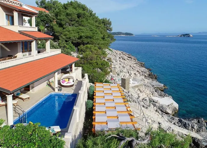 Exceptional Beachfront On Korcula Island Vila Prizba