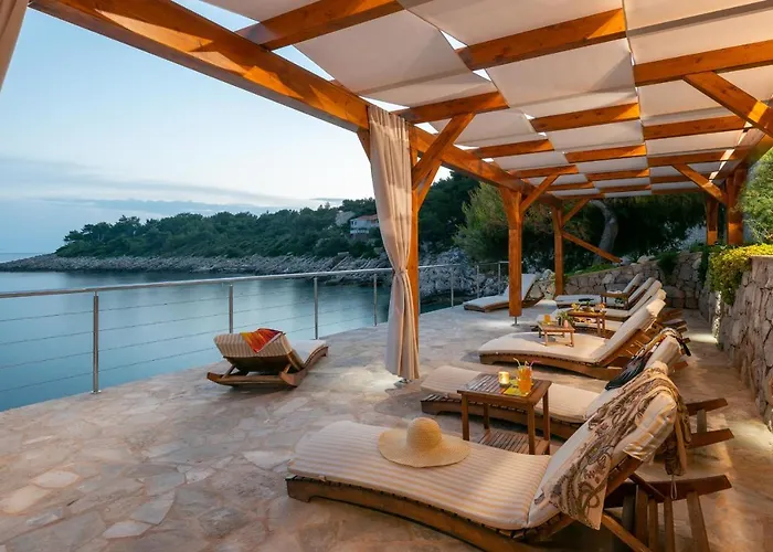 Exceptional Beachfront On Korcula Island Vila Prizba