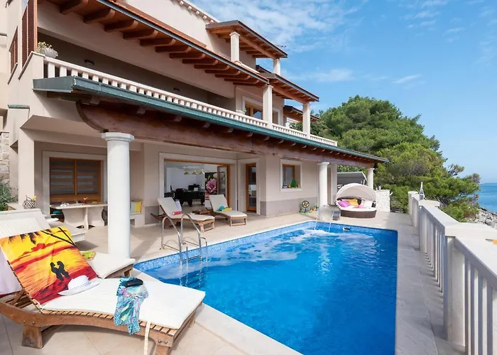 Vila Exceptional Beachfront On Korcula Island *