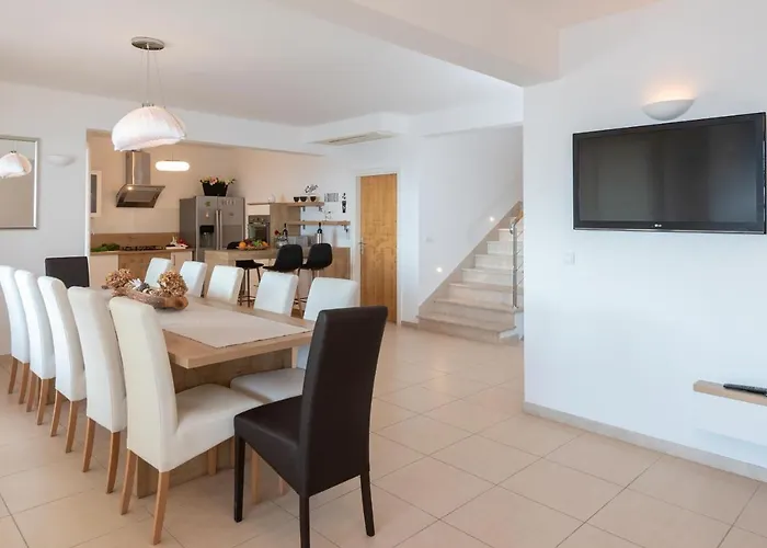 Vila Exceptional Beachfront On Korcula Island *